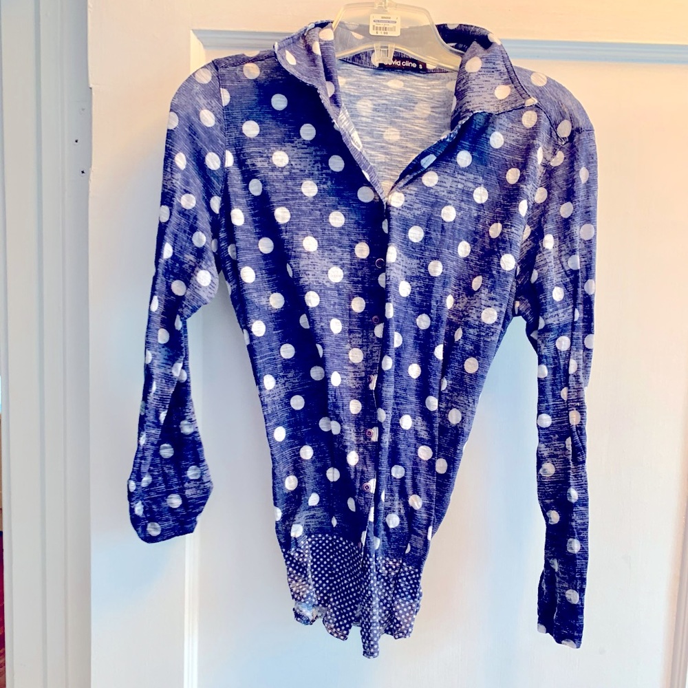 Polka dot button-up blouse SOFT!